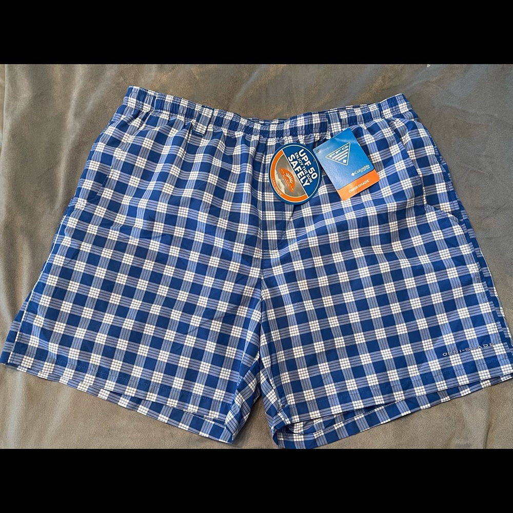 L Colombia Omni shade shorts